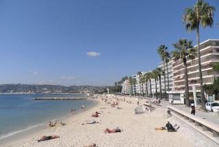 301-Studio au calme entierement renove - Antibes - 2
