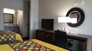 Super 8 by Wyndham Carrizo Springs - Carrizo Springs - 2