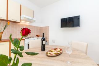 Apartment Red Rose - 5