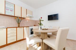 Apartment Red Rose - Kaštela - 4