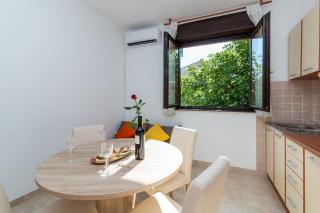 Apartment Red Rose - Kaštela - 8