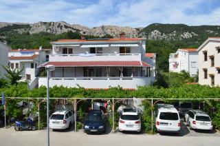Apartments Sersic Baska - Baška - 0