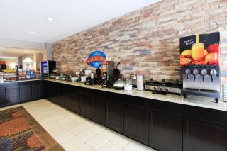 Baymont by Wyndham Auburn - 5