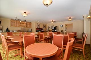 Best Western PLUS Langley Inn - Langley - 3
