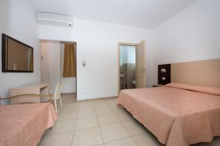 Hotel Nettuno - Misano Adriatico - 3