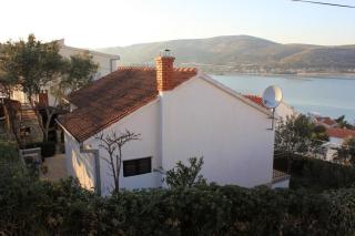 Holiday house with a parking space Mastrinka, Ciovo - 7583 - 9
