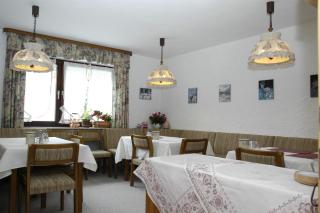 Gästehaus Winsauer - Mittelberg - 8