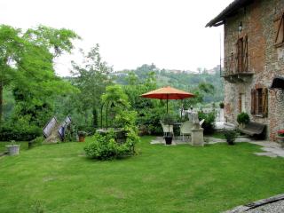 Mansion in Langhe with Pool and Winery Charm - 5