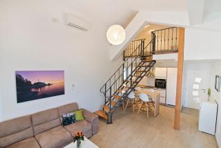 Apartmani Daniela - Jezera - 0