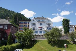 Midtnes Hotel - Balestrand - 0
