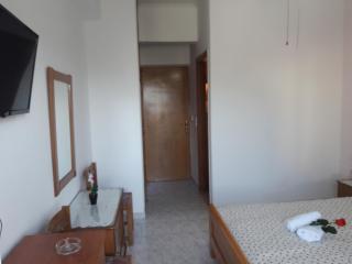 Posidonia Pension - Amarynthos - 3
