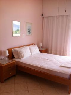 Posidonia Pension - Amarynthos - 8