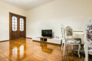 Sweet Home VIP 5 at Freedom Square - Tbilisi - 6
