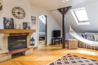 Old Riga Romantic Loft - 9