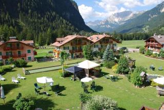 Dolomiten Hotel Irma - Canazei - 2