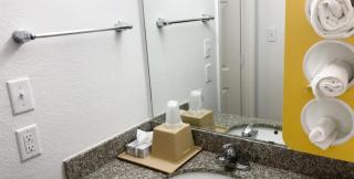 Motel 6-Bryan, TX - University Area - 5