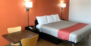 Motel 6-Bryan, TX - University Area - 9