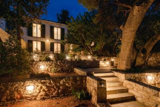 Pine Beach Villa - Hvar - 4