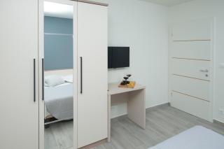 Seaside Luxury Suites - Podstrana - 4