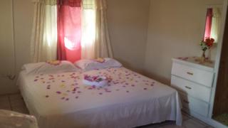 Hilltop View Guesthouse - Castries - 3