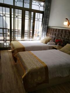 166 Inn - Fenghuang - 8