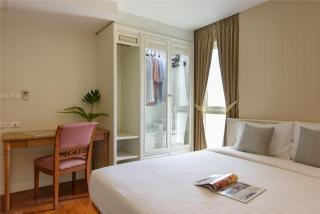 Sabai Sathorn Service Apartment - Bangkok - 8
