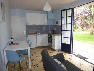 Tour Rouge Gites - Virazeil - 2
