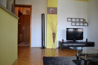 Nakov Apartment next to bus station - 6