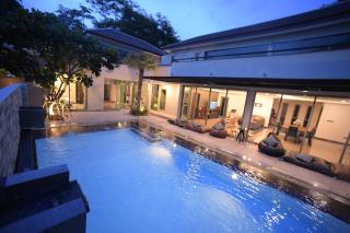 Villa Navin Premiere Pool Villa - Jomtien Beach - 2