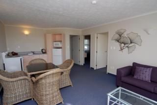 Harbour View Motel on Ahuriri Beach in Napier NZ with sea view suites - 4