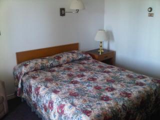 Embassy Motel - 5