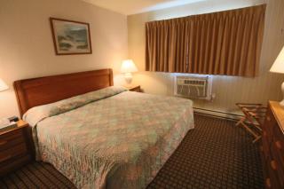 Colton Court Motor Inn - 2