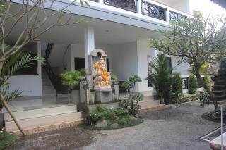 Silvy Guesthouse - Canggu - 9