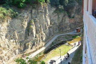 Hotel Canyon - Tbilisi - 3