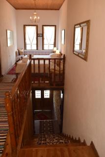 Hotel Gjirokastra - Gjirokastër - 4