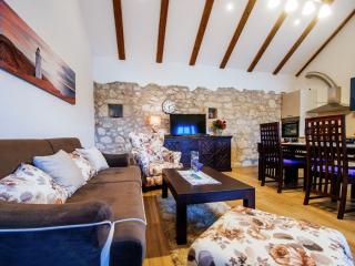 Lovely holiday home with private infinity pool - Kakma - 1