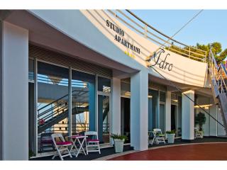 IDRO Studio Apartments directly at the beach - 1