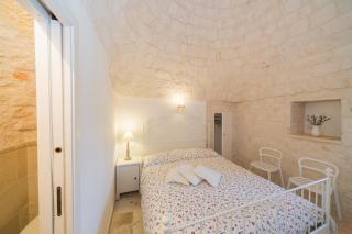 Trulli Curri - Selva di Fasano - 1