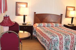 Royale Coach Motor Lodge - 3