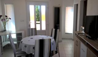 Apartment Kamelia - Vir - 2