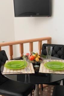 Guest House on Gia Abesadze Street - Tbilisi - 2