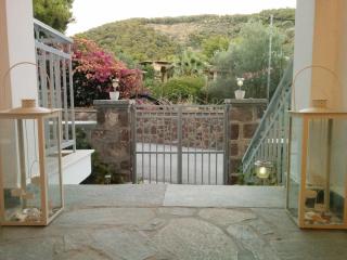Panos Studios - Poros - 1