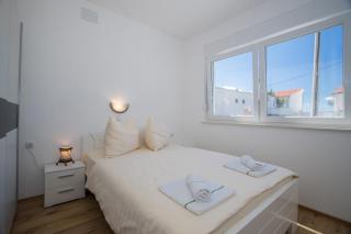 Apartments PETRUSIC - Rab - 7
