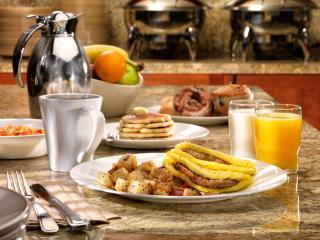 Best Western PLUS Inner Harbour Hotel - 9