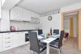 Guesthouse Josko - Makarska - 6