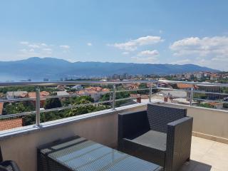 Peachy House - Rijeka - 8