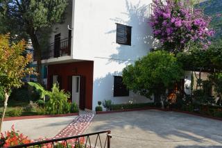 Apartment and Rooms Danica - Podaca - 0