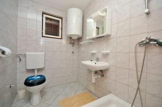 Apartments Renato - Novalja - 4