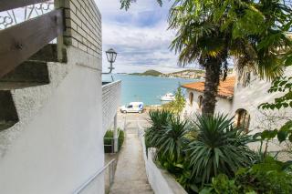 Apartment Branka - Tisno - 1
