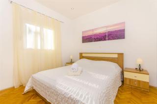 House Franka - Vinišće - 2